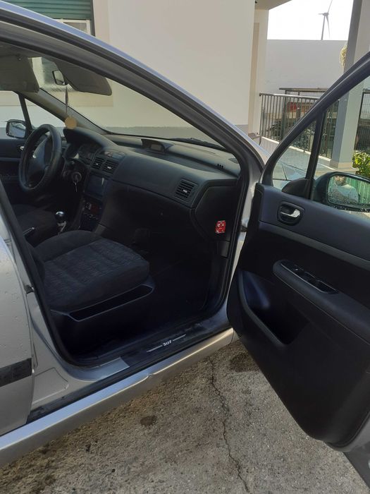 Peugeot 307 1.4 hdi foto 5