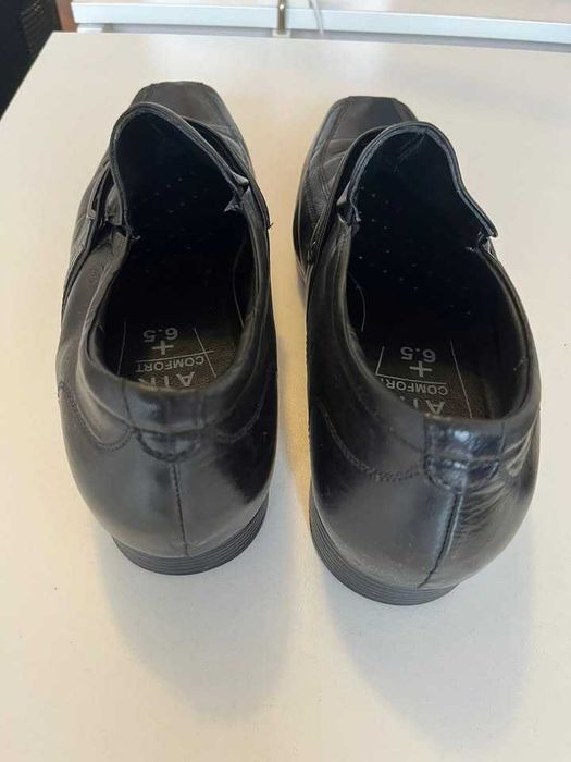 Sapato 43 Homem Pele Preto, com elevação