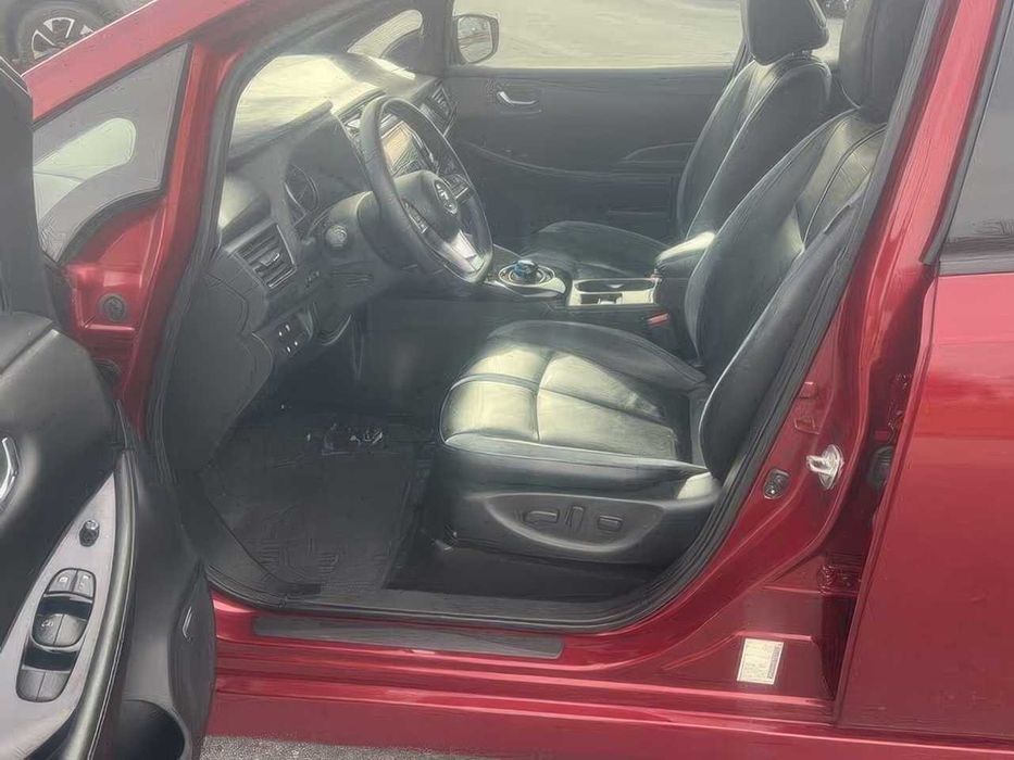 Nissan LEAF SL Plus      2019