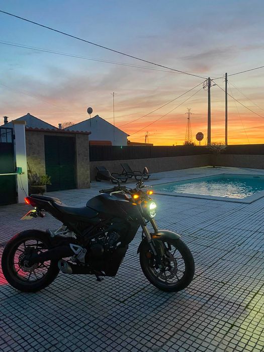 Honda CB 125R 2021