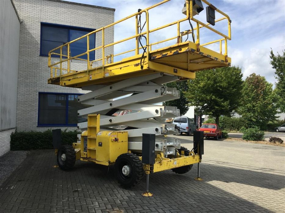 Legalizacja UDT podestu wolnobieżnego nożycówki