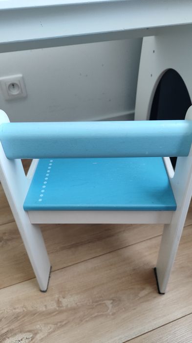 Dziecięcy stolik z krzeselkiem