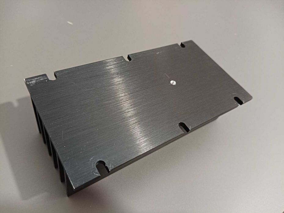 Aluminum Heat Sink (8 pcs) - 116.8 x 61 x 35.6 mm64739671017090121