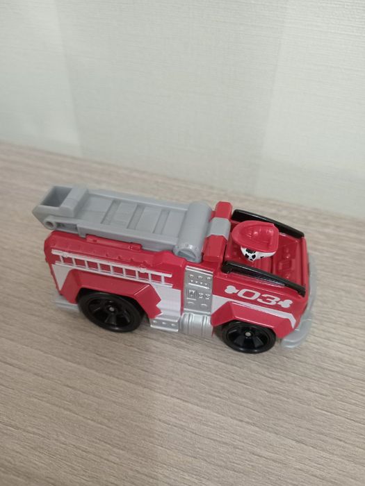 Іграшка автомобіль рятувальний "Маршал"