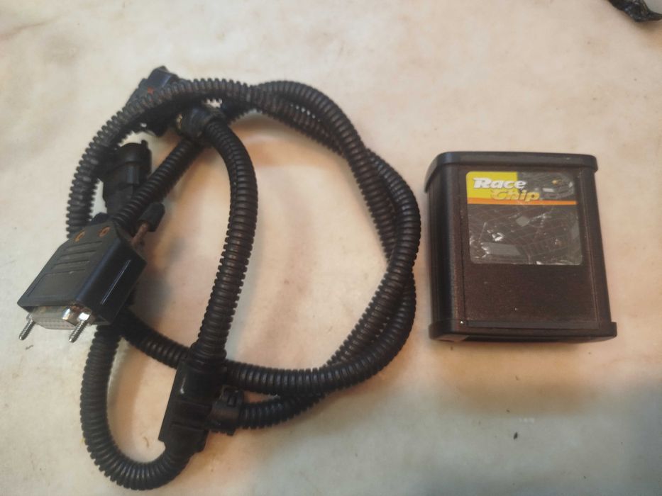 Chip racing  com cabos de ligação