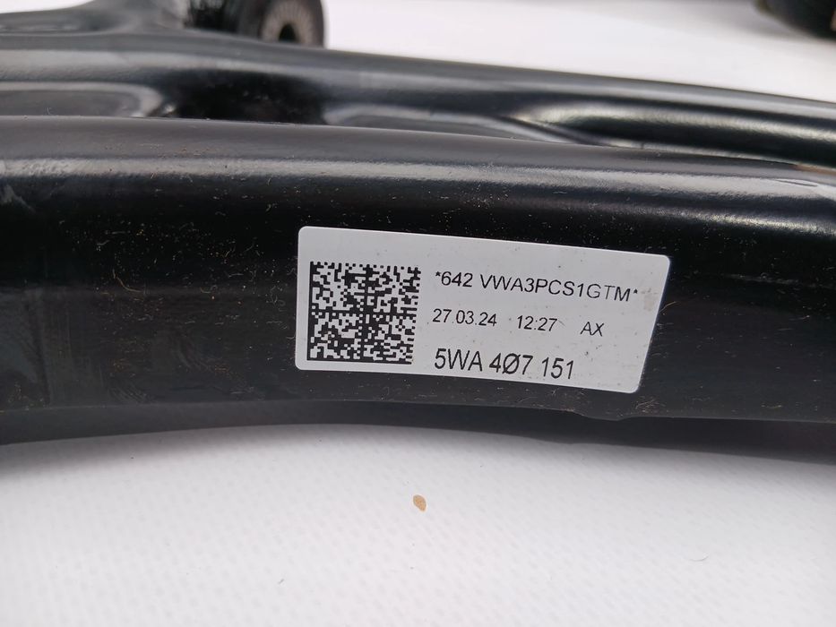 Apoio da caixa AUDI A3 Limousine (8YS)