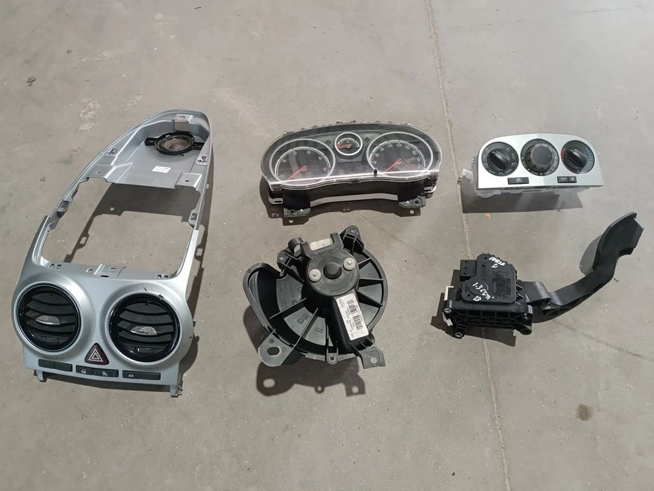 Opel corsa D 1.3cdti - Material diverso de meanica e chapa.