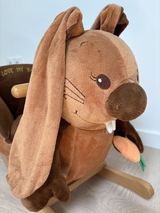 Coelho de balanço marca BabyGo