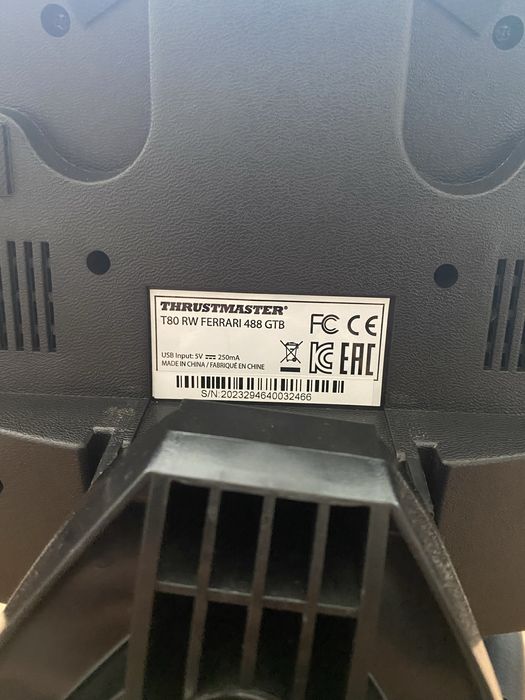 Volante Thrustmaster T98-P Ferrari