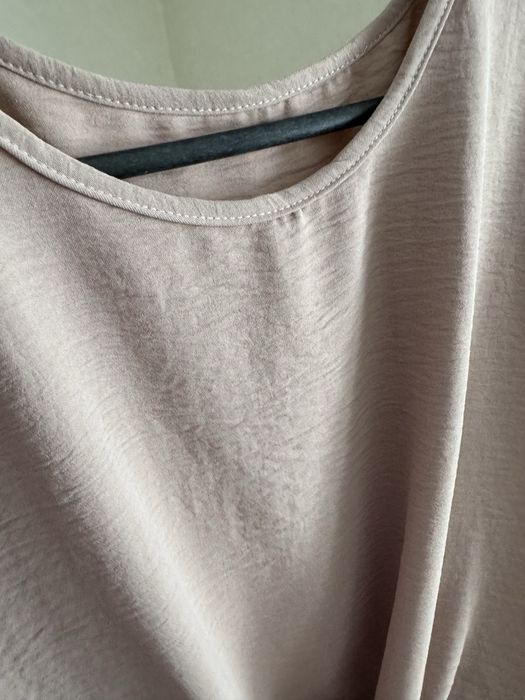 Легка літня футболка