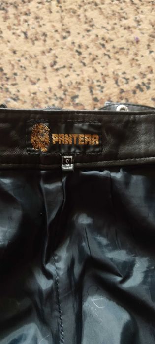 Костюм кожа,шорты-жилет