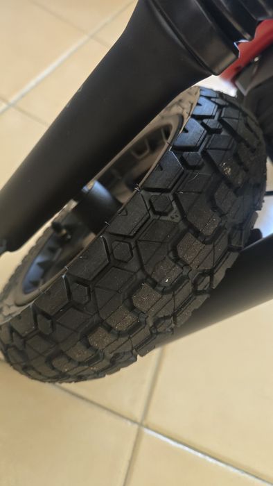 Trotinete segway ZT3 pro nova com 6km apenas