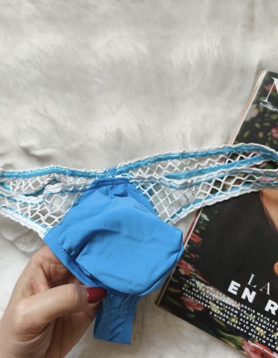 Stringi męskie z siateczka niebieskie