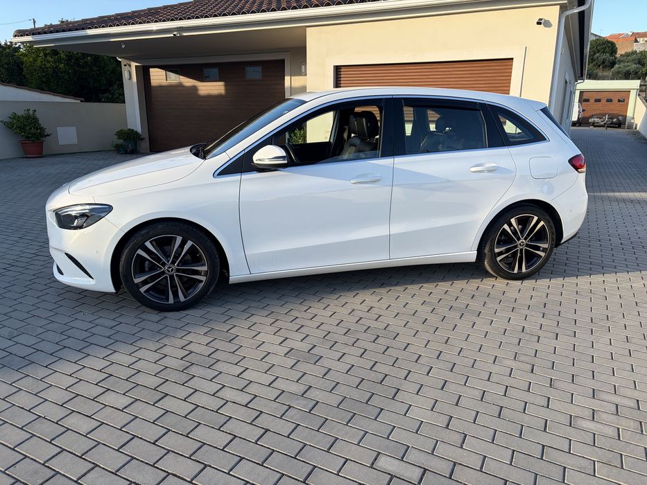 Mercedes Benz B180d
