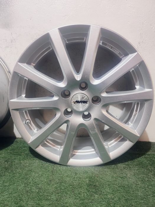 Felgi aluminiowe Autec 17" 7.5J et51 5x108 Ford Volvo