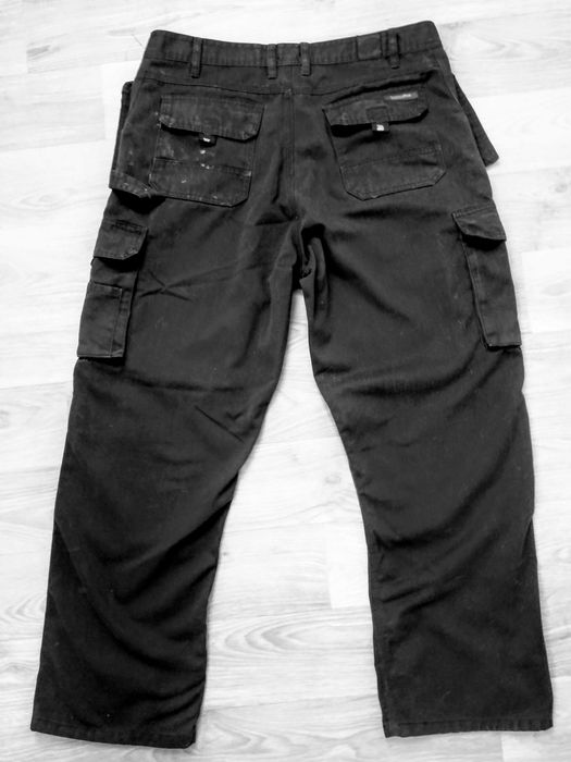 рабочие брюки талия 92 см. Навесные карманы и наколенники