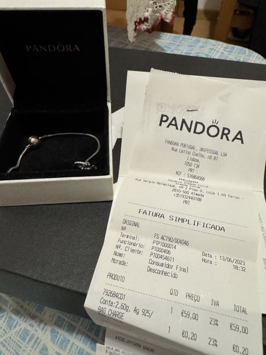 Pandora pingente da Úrsula