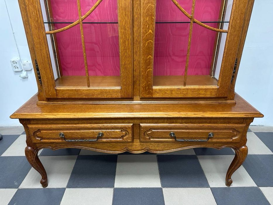 Вітрина дубова у стилі Людивика витрина дерево 3992