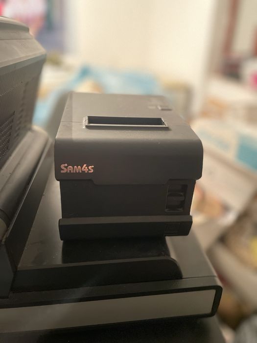 Máquina registadora comercial