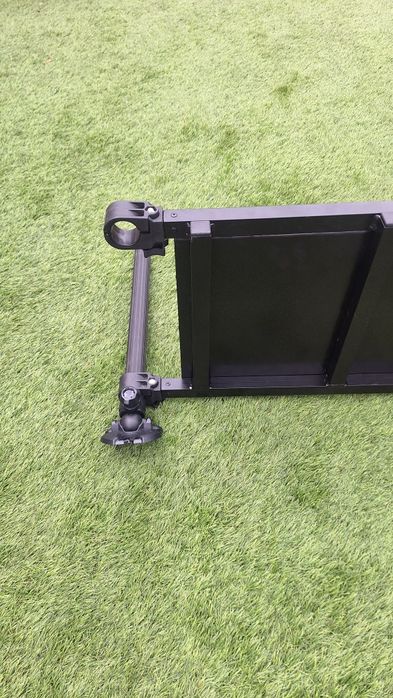 Podnozek do fotela preston