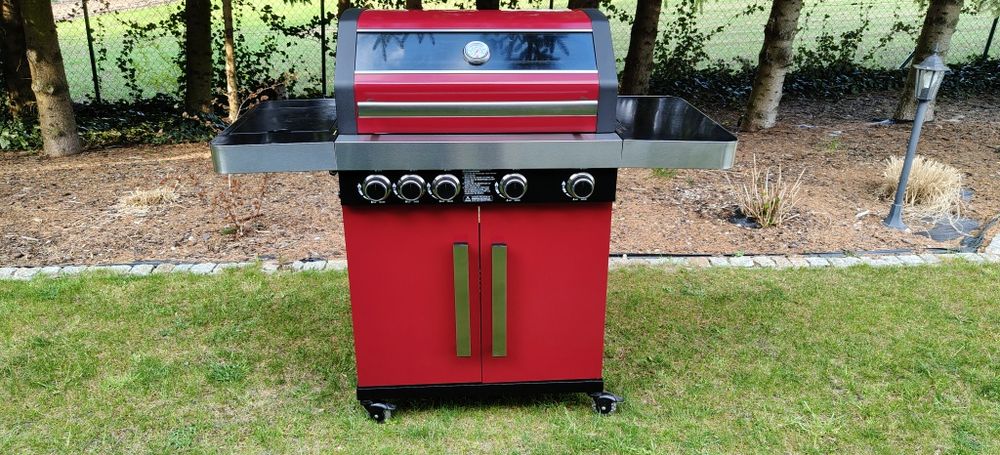 Piękny Grill gazowy MAXXUS BBQ CHIEF. Ledy