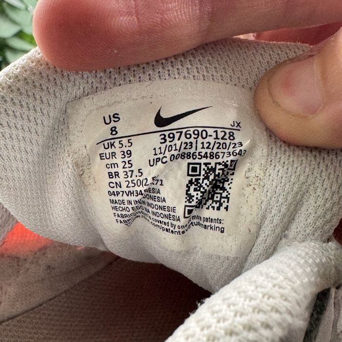 Кросівки Nike Air Max Command 39 розмір E1073