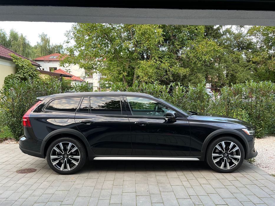 Volvo V60 Cross Country