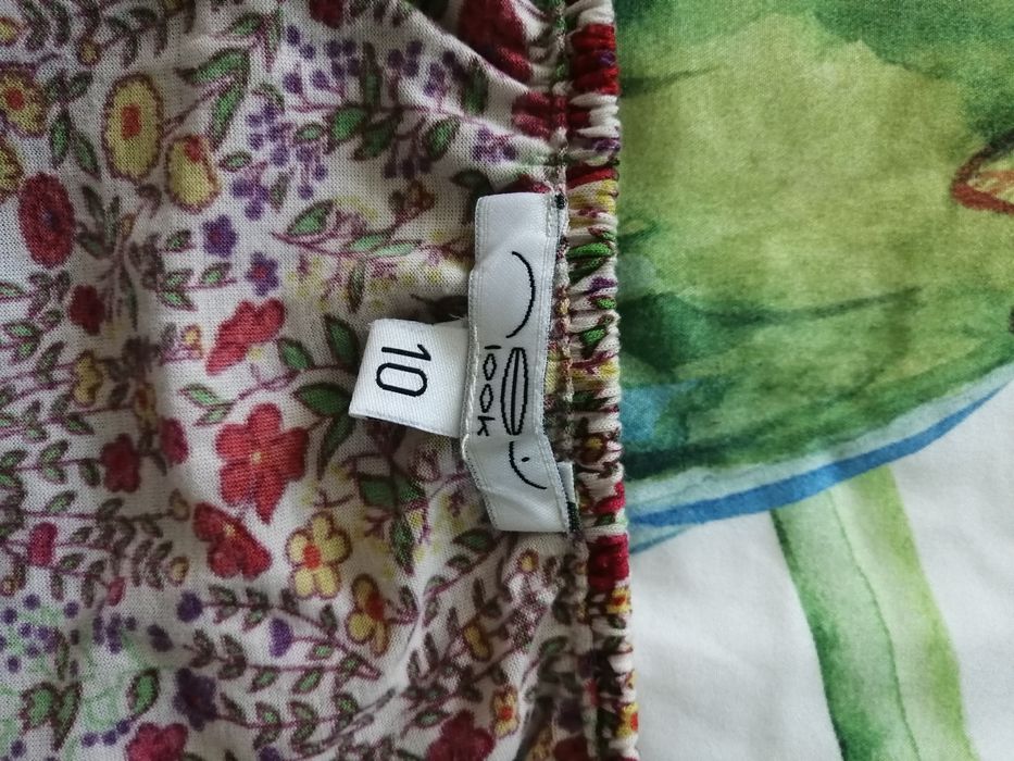 Bluzka a'la hiszpanka New Look