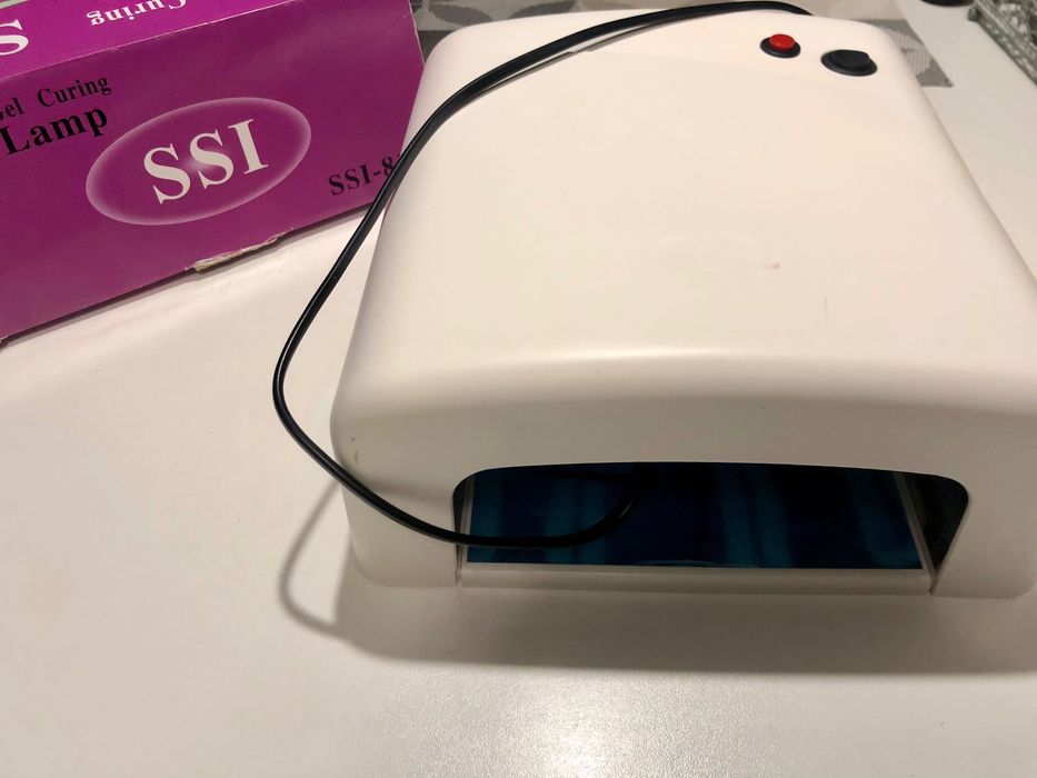 Лампа УФ - сушка для нігтів гель лак. 
Gel curing lamp. 36 Watt UV