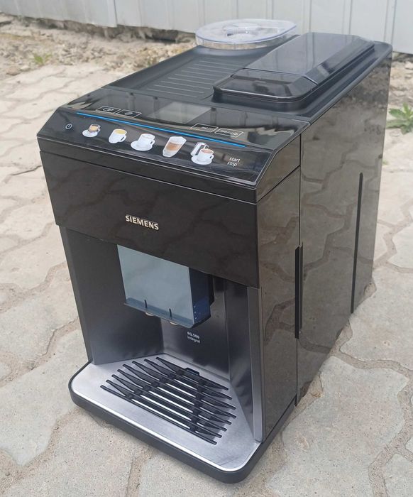 Кавомашина кавоварка Сіменс Siemens EQ.500 Integral TQ503R01 чорна