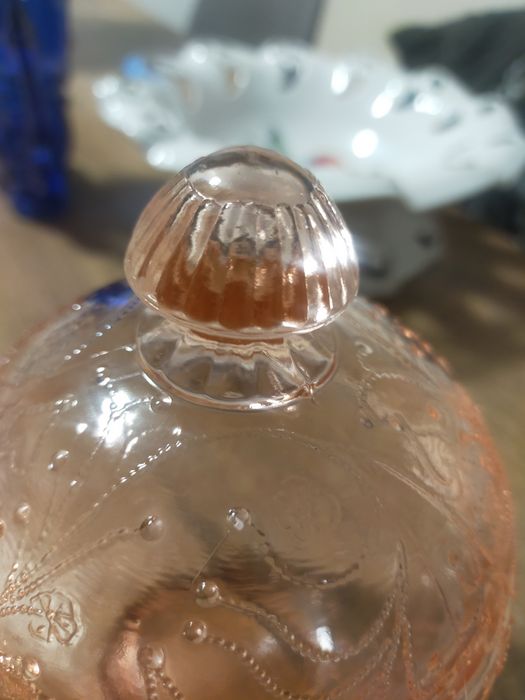 Zabytkowa Bombonierka  cukiernica Szkło rozalinowe