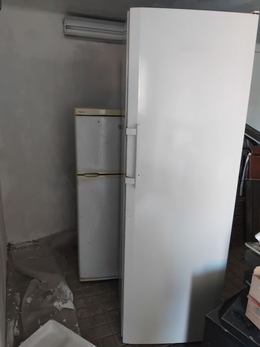 Frigorífico 1,80  marca LIEBHERR