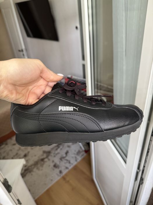 Оригінальні кросівки Puma