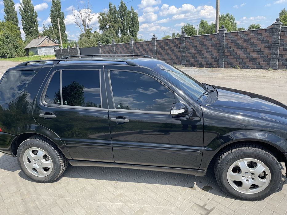 Вартий уваги ML270  2004