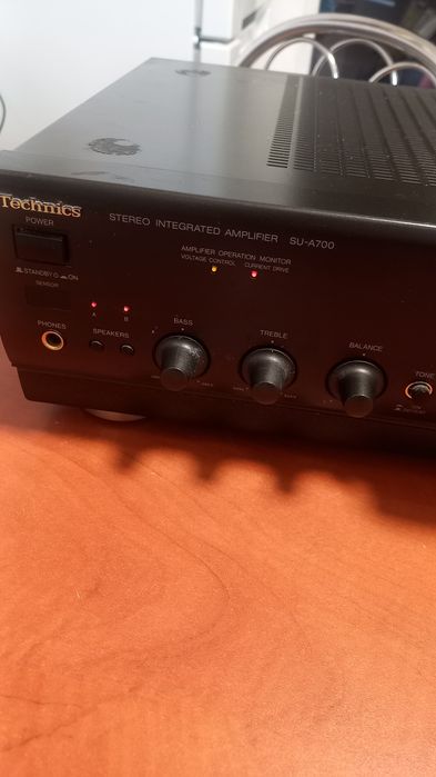 Wzmacniacz Technics SU-A700
