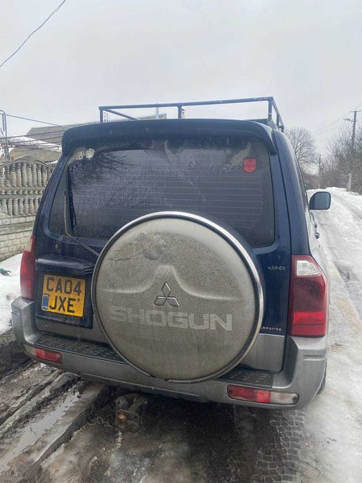 Продам Mitsubishi Shogun