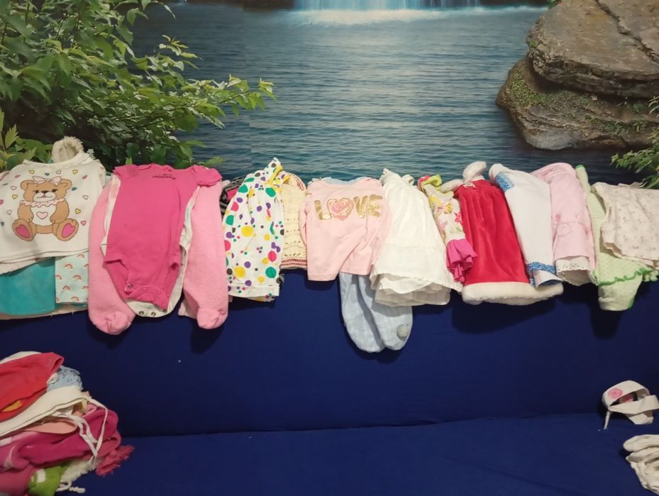 Продам речі на дівчинку недорого