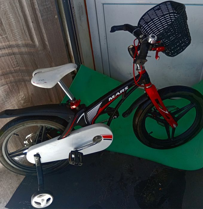 Продам дитячий велосипед Mars  на 18 дюймів магнієві рама супер легкий