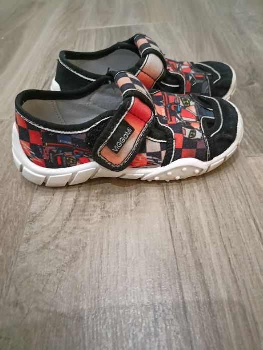 Trampki dla chłopca 26 do przedszkola