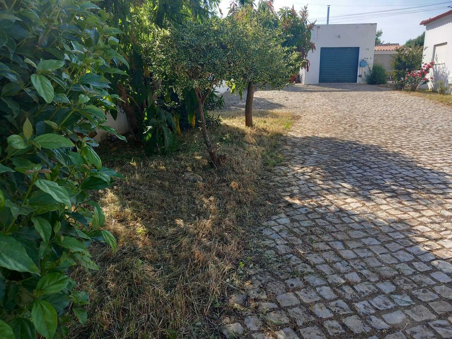 Moradia T3 com terreno Albufeira