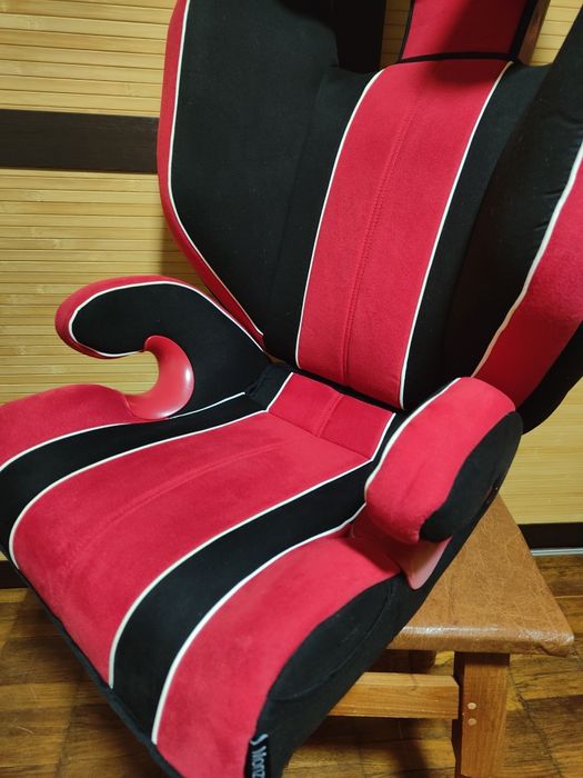 Автокрісло Recaro Monza Nova