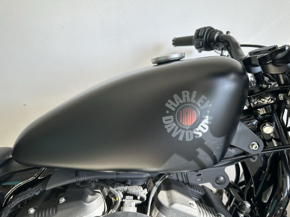 Harley-Davidson Iron 883