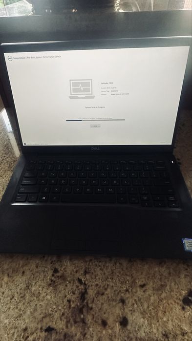 Laptop Dell latitude 7400