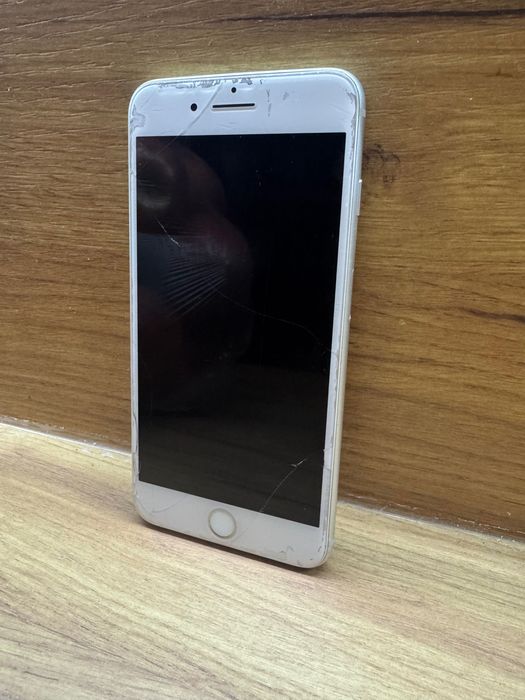 Telefon iPhone 8 Plus