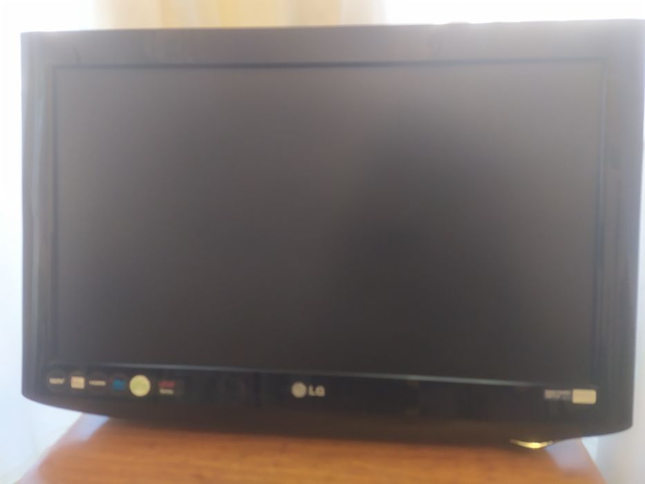 Televisão LG 26LD320 para peças