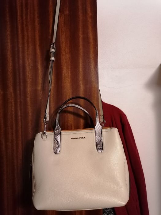 Carteira da Maria Carla em pele