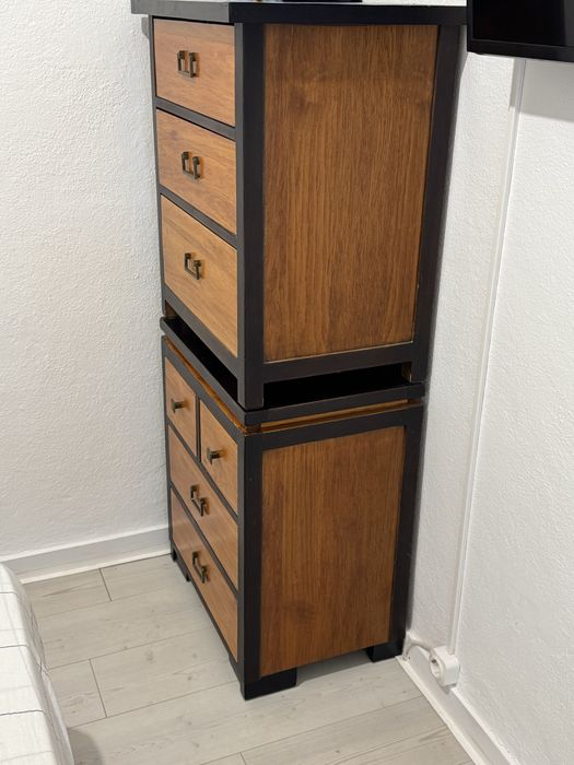 Cama + Estrado + 2 Mesas de cabeceira