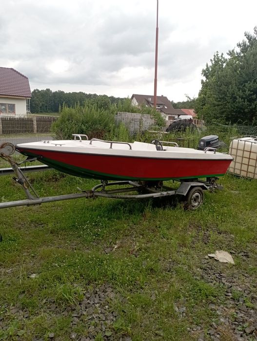 Łódź wędkarska .