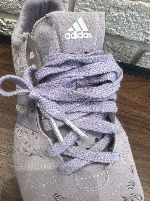 Кросівки 37,0-37,5 adidas