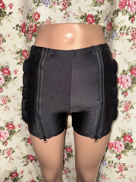 Захист для фігурного катання. Захисні шорти для фігурного катання